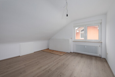 Schlafzimmer DG
