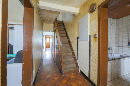 Diele und Treppenhaus OG rechts