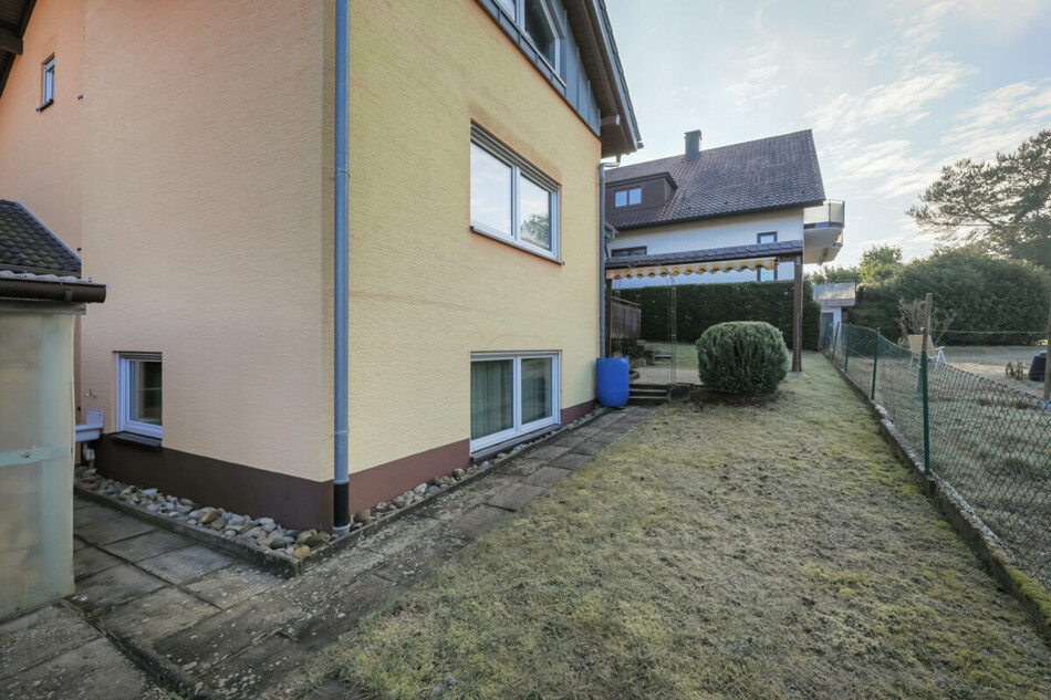 Rückansicht und Garten