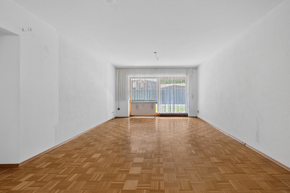 Wohn-/ Esszimmer