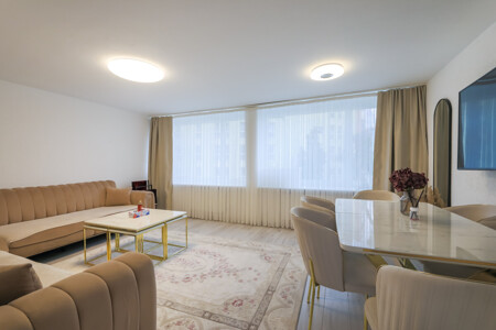 Wohnzimmer 1. OG links