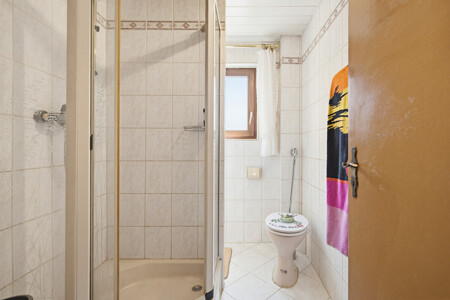 Badezimmer EG