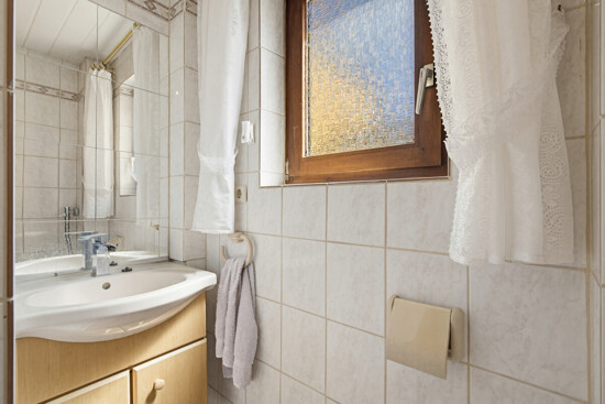 Badezimmer EG