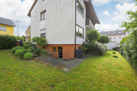 Rückansicht und Garten