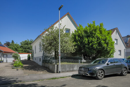 Straßenansicht