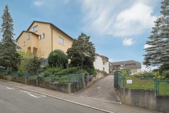 Zufahrt zum Grundstück