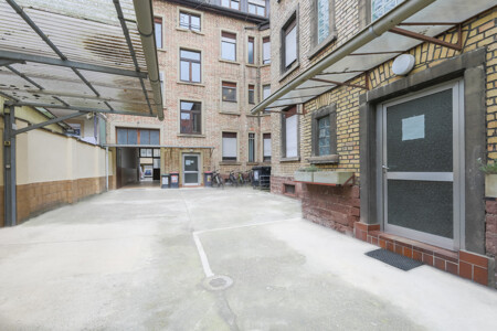 Innenhof Ansicht Vorderhaus