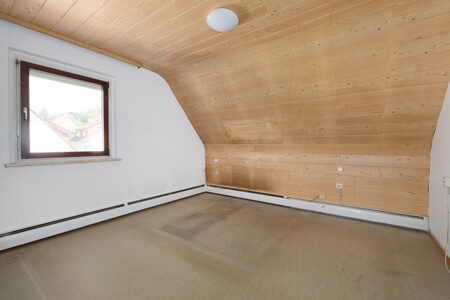 Schlafzimmer DG
