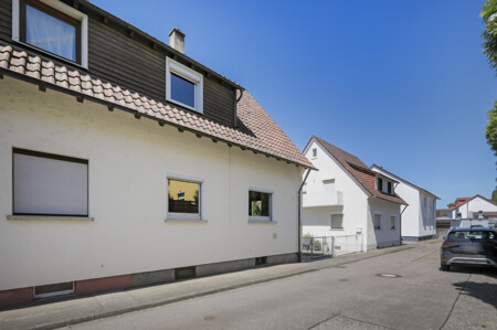 Straßenansicht