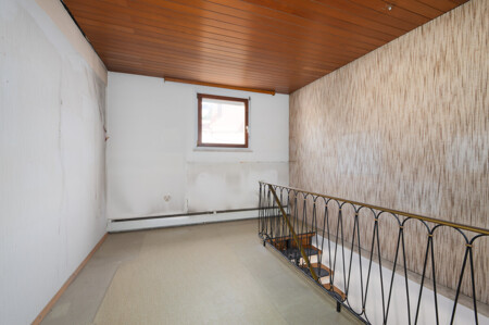 Durchgangszimmer DG