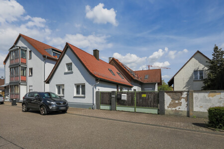 Straßenansicht