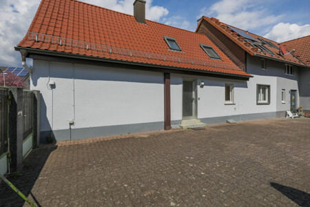 Innenhof und Eingang