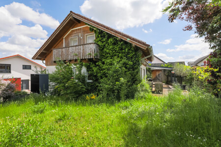 Rückansicht und Garten