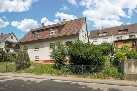 Straßenansicht