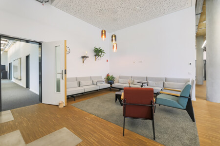 Loungebereich EG