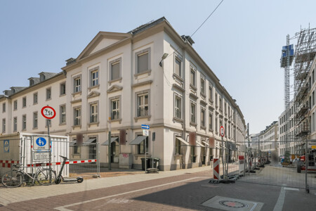 Straßenansicht