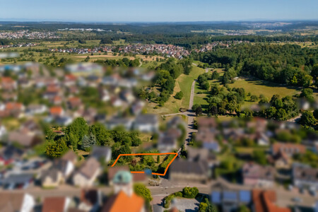 Luftansicht mit ungefährer Flurstücksmarkierung