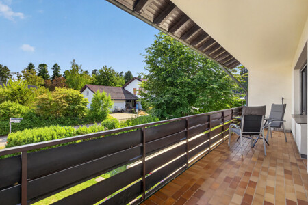 großer Balkon