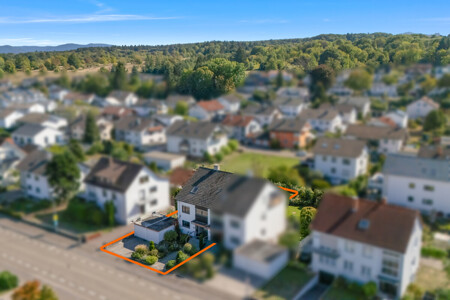 Luftansicht mit ungefährer Flurstücksmarkierung