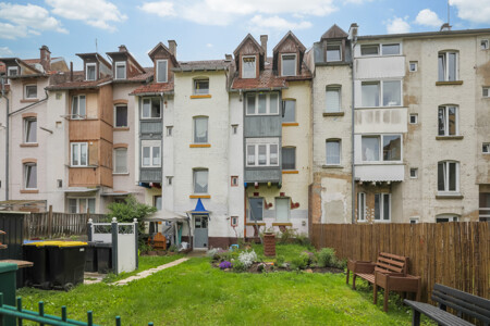 Rückansicht und Garten