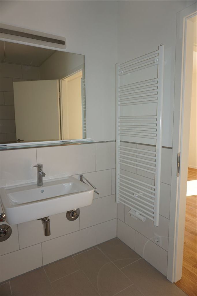 Exklusives Penthouse mit Dachterrasse & Moselblick – hochwertige Einbauküche inklusive - Foto 5