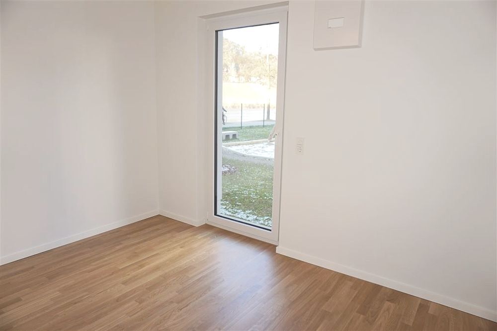 Trier: Wohnung in attraktiver Mosellage mit Einbauküche und großer Terrasse mit toller Aussicht. - Photo 5