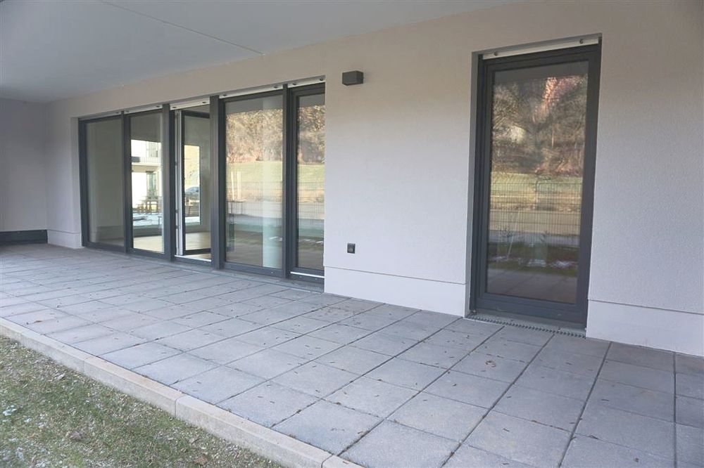 Trier: Wohnung in attraktiver Mosellage mit Einbauküche und großer Terrasse mit toller Aussicht. - Photo 4