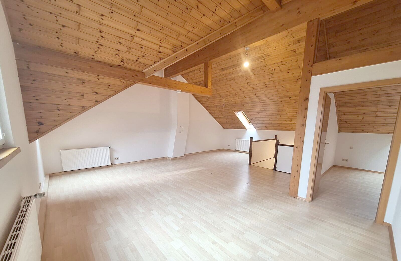 Familienfreundliches Haus mit schönem Garten und Stellplätzen in ruhiger Lage - Foto 4