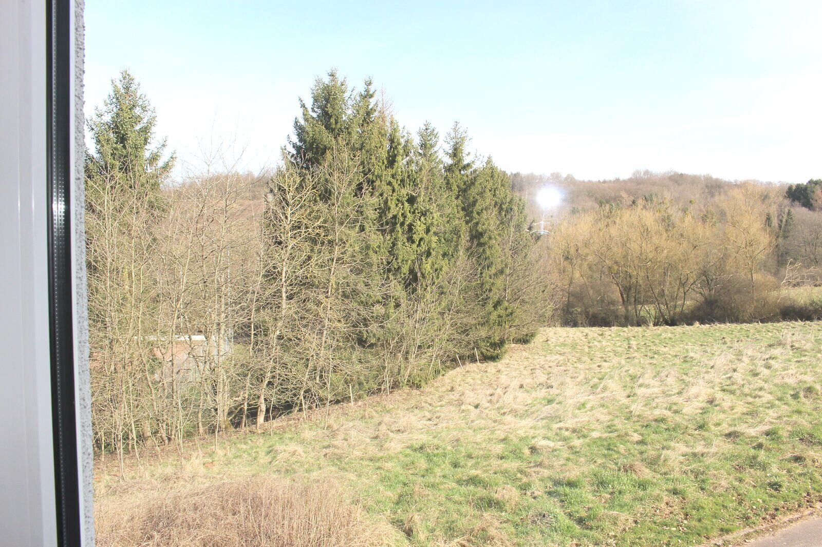 Gepflegte 3-Zimmer-Wohnung mit sonnigem Balkon und Stellplatz in begehrter Lage in Trier-Ruwer. - Photo 5