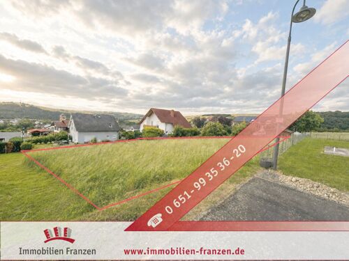 Grundstück