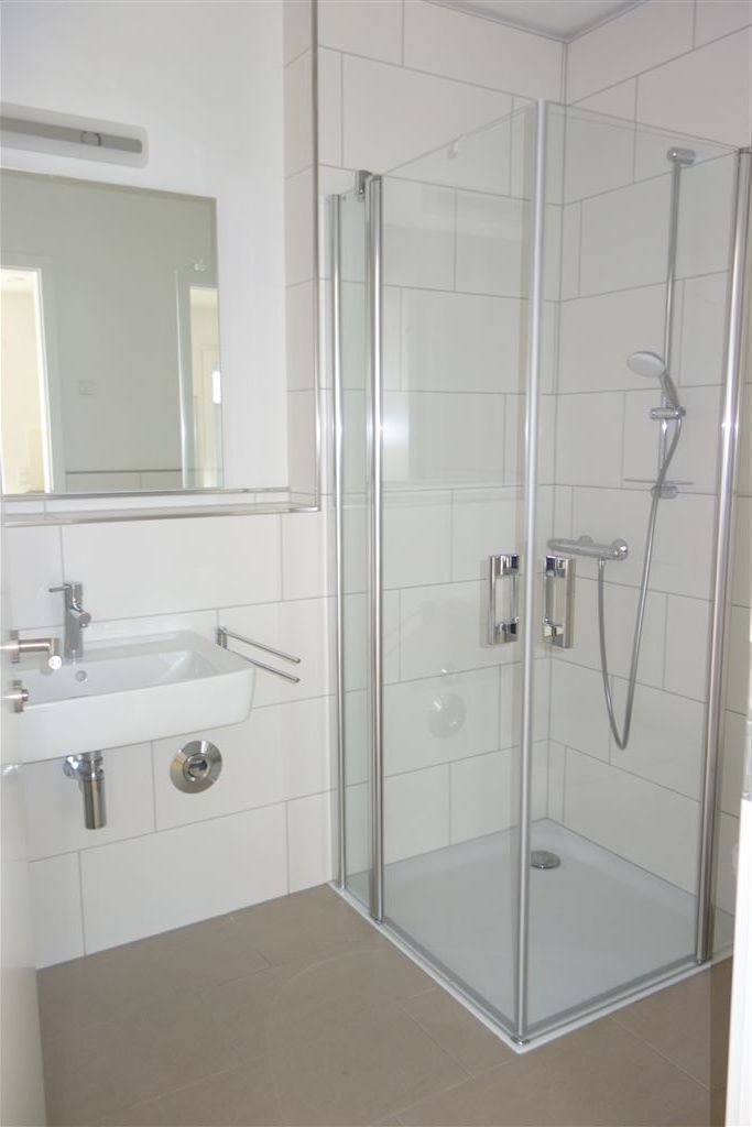Traumhafte 2-Zimmer-Wohnung mit Terrasse und direktem Moselblick - Photo 4