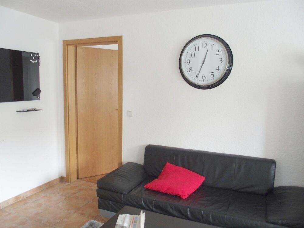 Luxusappartement in Top-Lage mit Parkett, Einbauküche VB und eigenem Eingang... - Photo 1