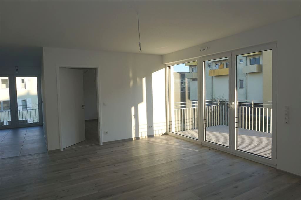 Luxuriöse, barrierefreie Mietwohnung inkl. Einbauküche, Balkon und Tiefgaragenstellplätze auf dem Petrisberg - Photo 1