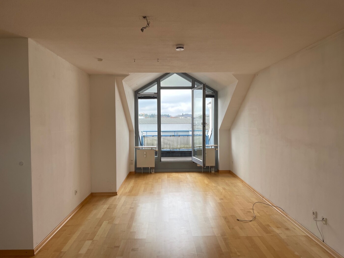 Wohnzimmer (West)