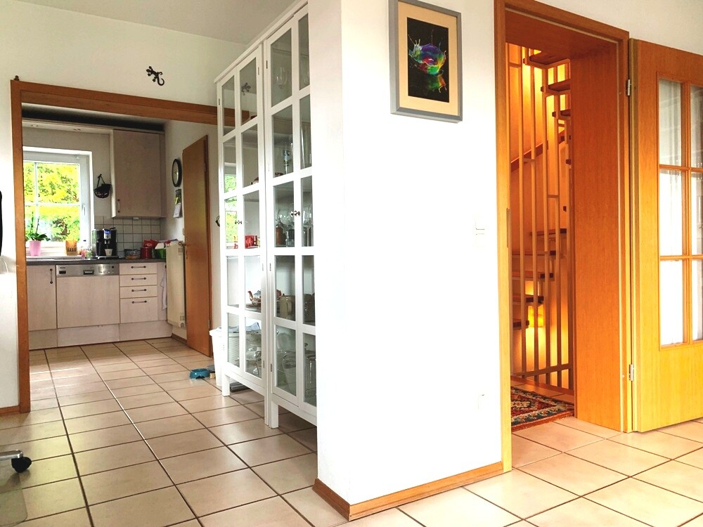 EG