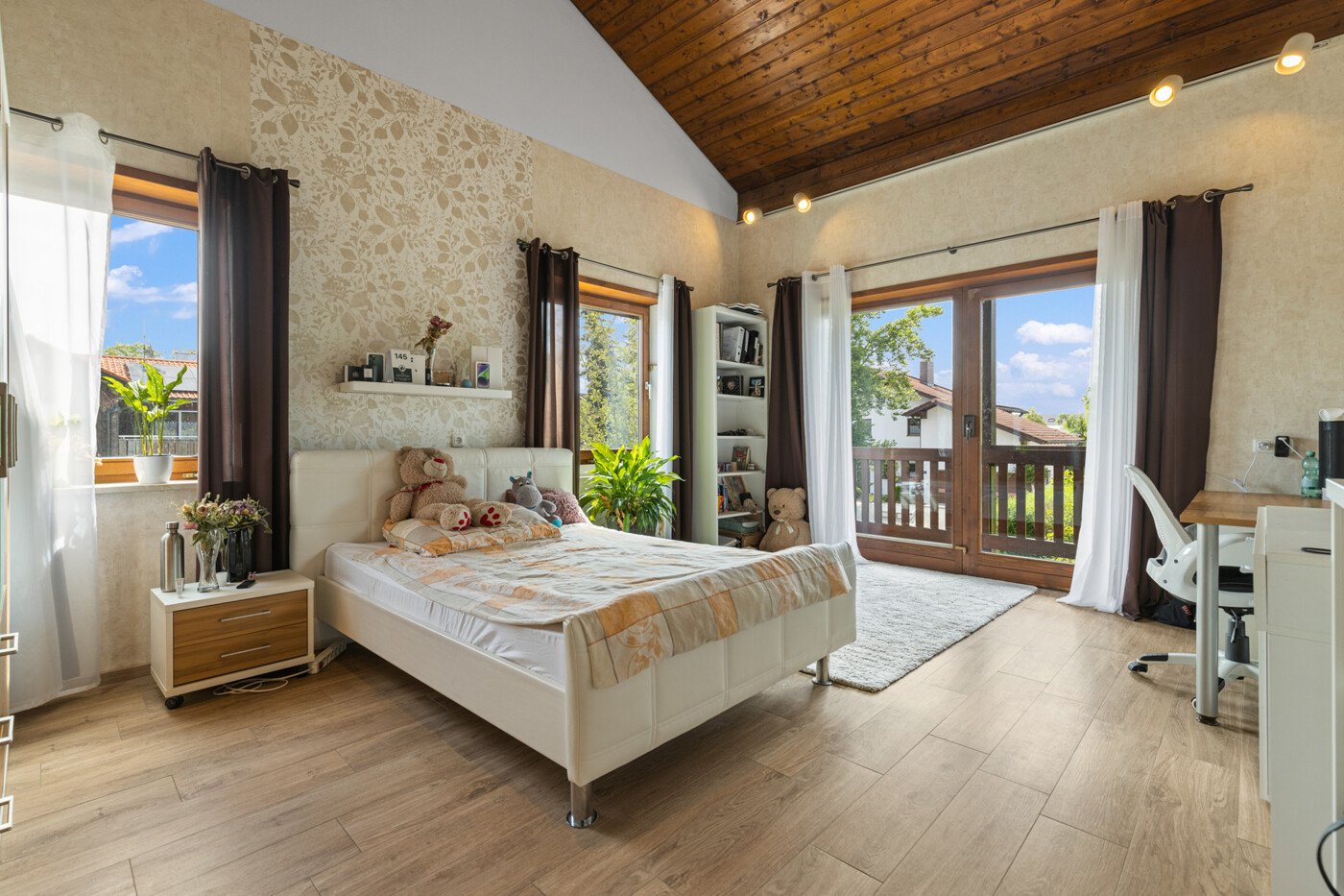 Schlafzimmer 2