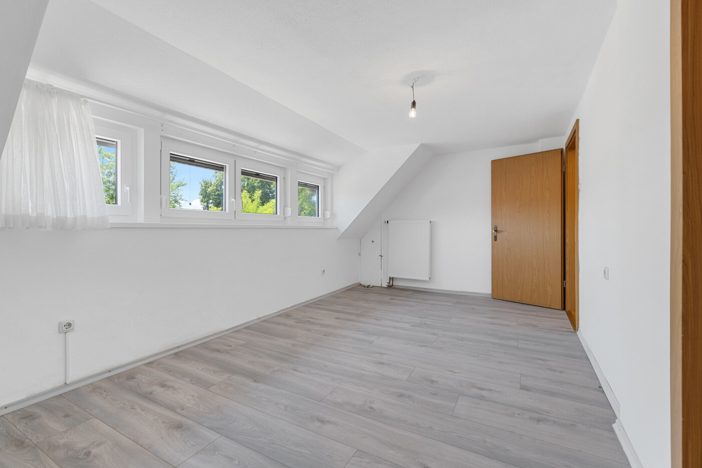 Schlafzimmer 2 DG