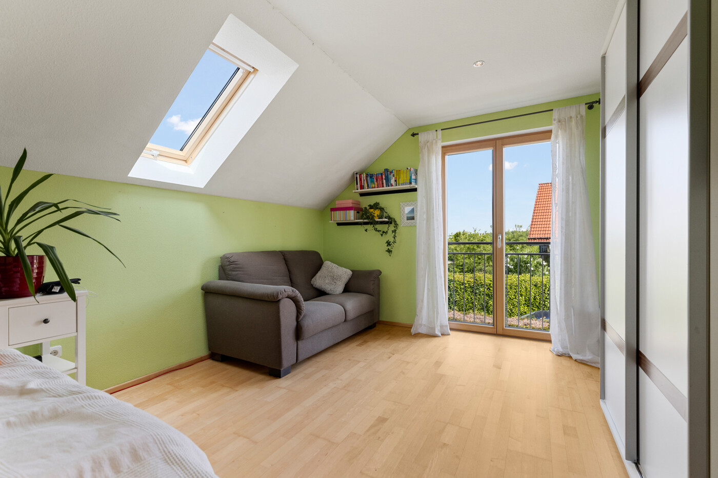 Schlafzimmer (2)