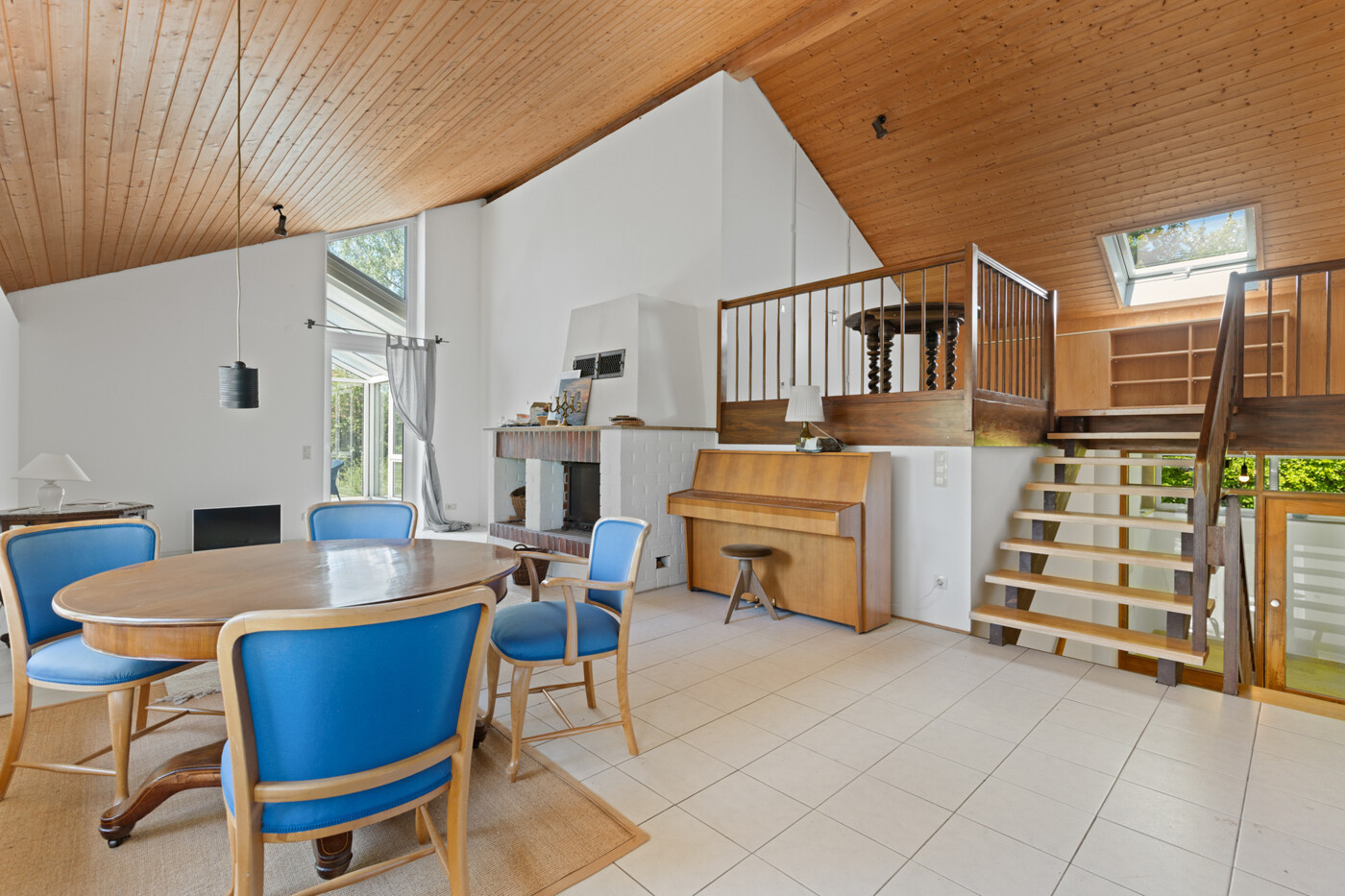 Wohnraum mit Galerie