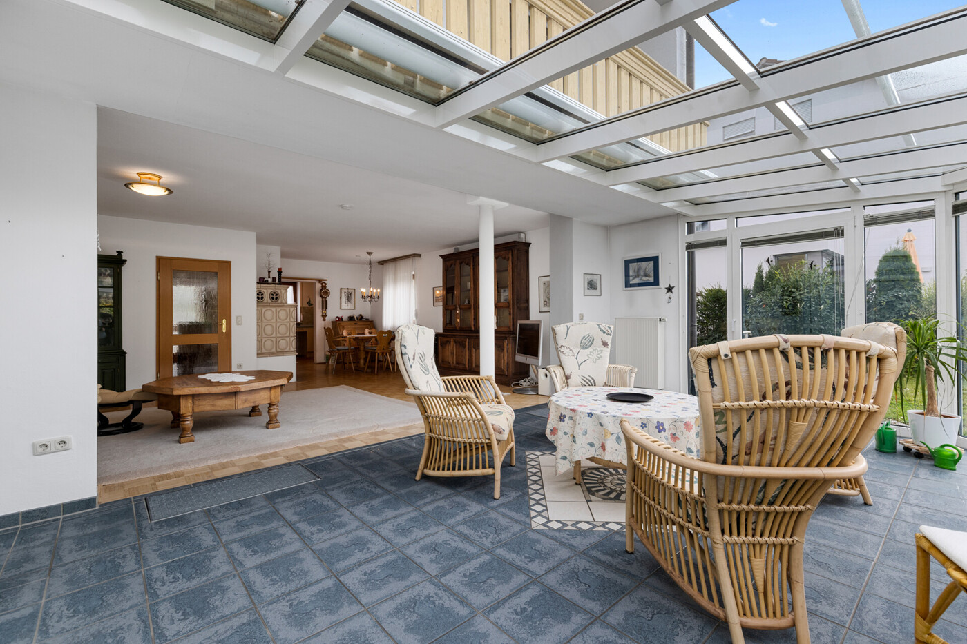 Wintergarten + Wohnzimmer