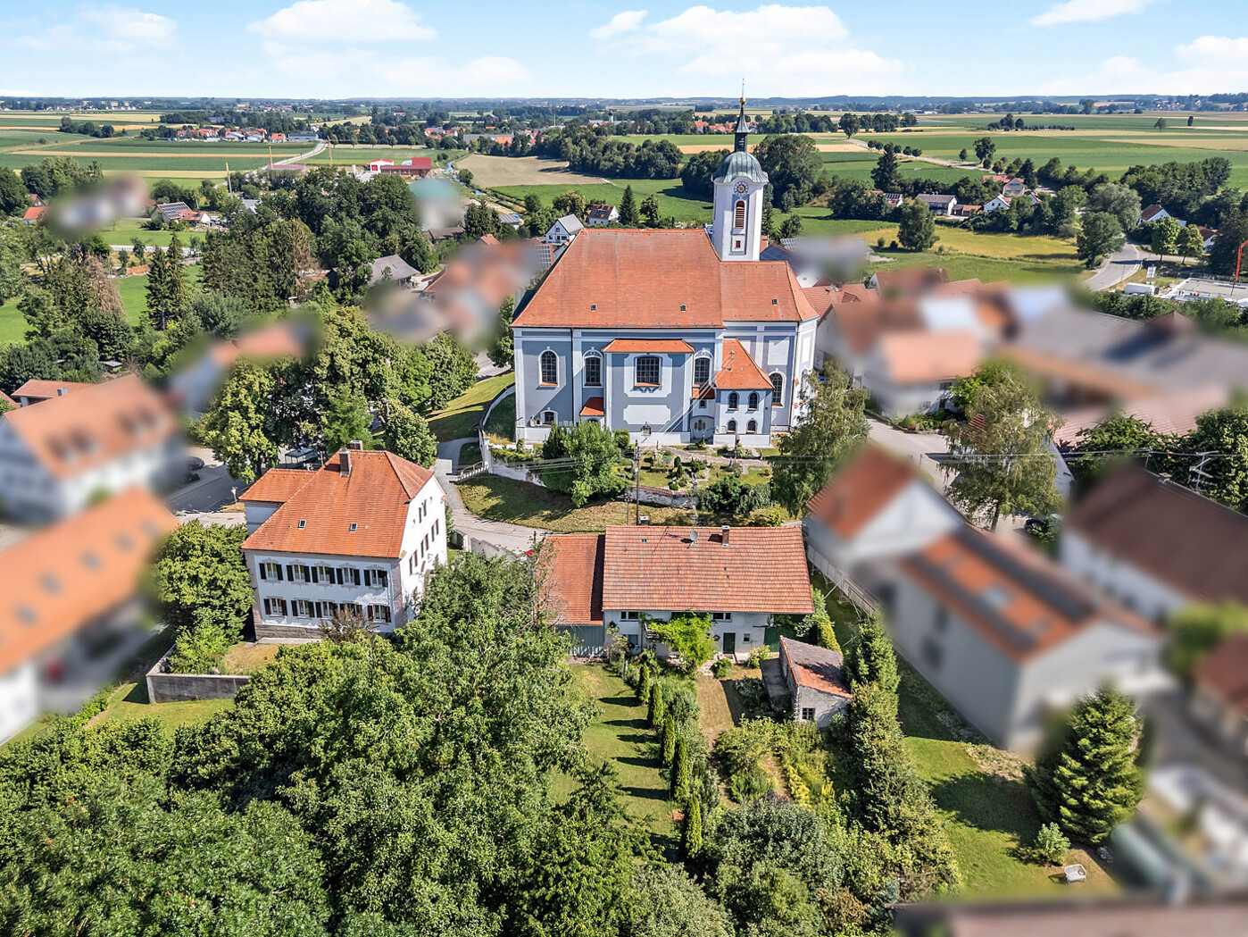 Ensemble Landhaus - Kirche - Pfarrhof