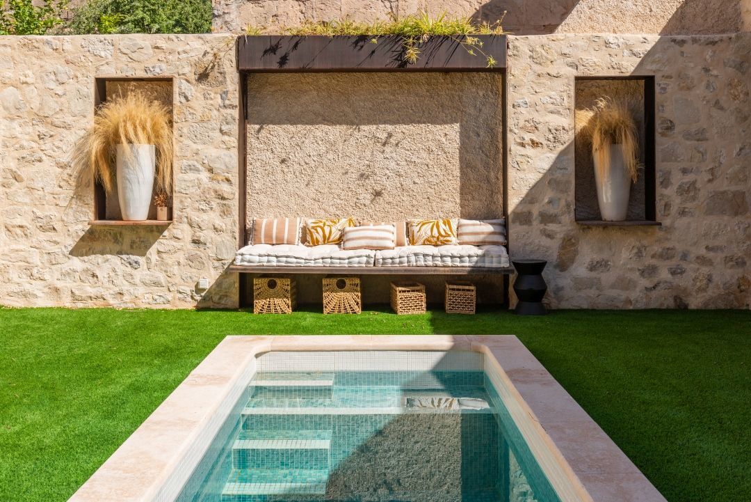 Renovada-casa-de-pueblo-con-piscina-en-Sant-Joan