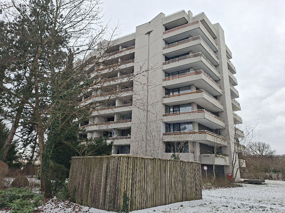 Objektfoto: Renovierungsbedürftige 2 ZKB-Wohnung mit zwei Balkonen!