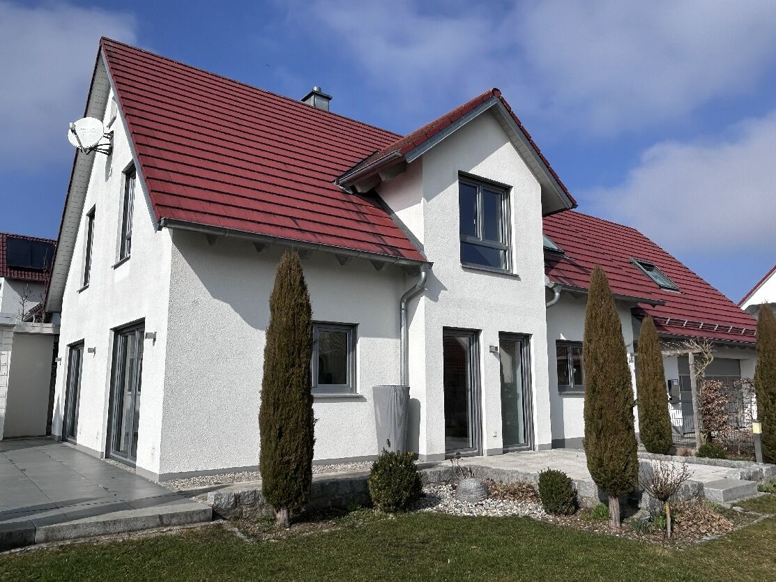 Objektfoto: Hochwertiges Haus mit KfW-55 Standard in familienfreundlicher Lage